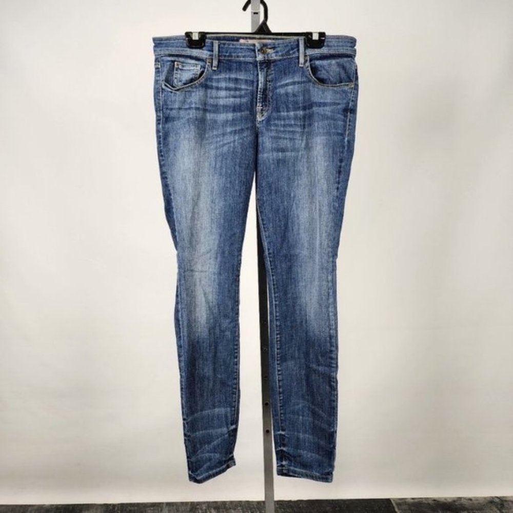 GUESS Power Curvy Mid Straight Leg Jeans Size 32